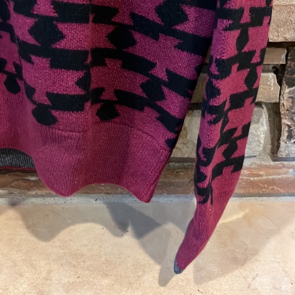 Greyson Thunderbird Koko Hoodie Hawkeye Maroon and Black Wool and Cashmere Knit - Picture 3 of 9